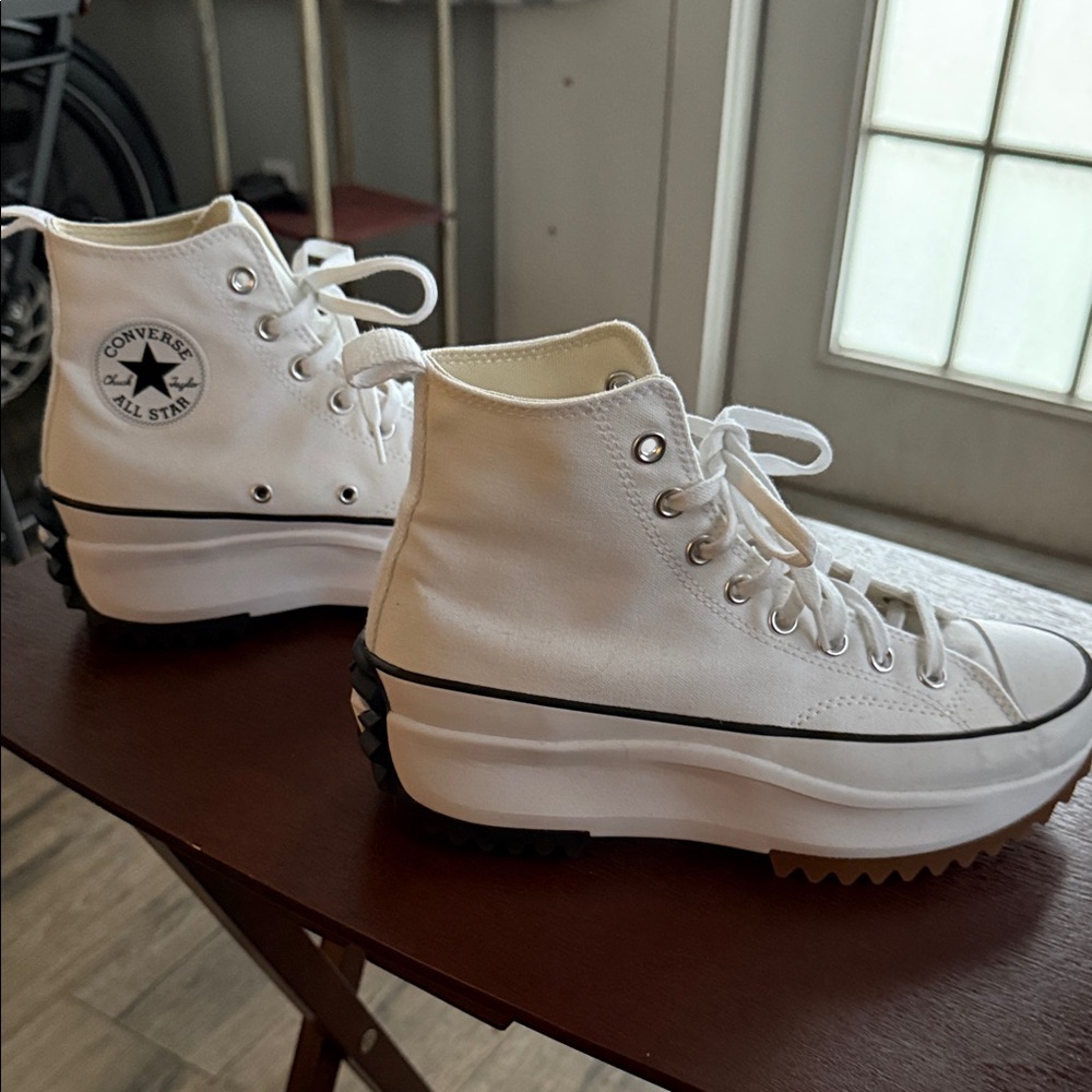 Converse Women's White Platform High-Tops Run Star Hike